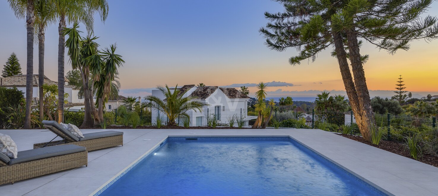 Exclusiva Villa de Lujo con Vistas al Mar en Paraíso Alto, Costa del Sol