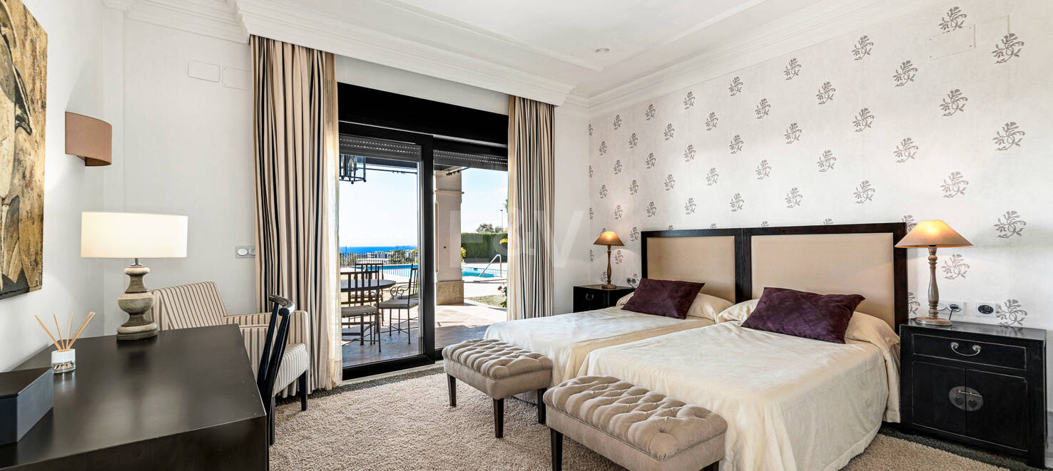 Lyxvilla med spektakulär havsutsikt i Santa Clara, Marbella