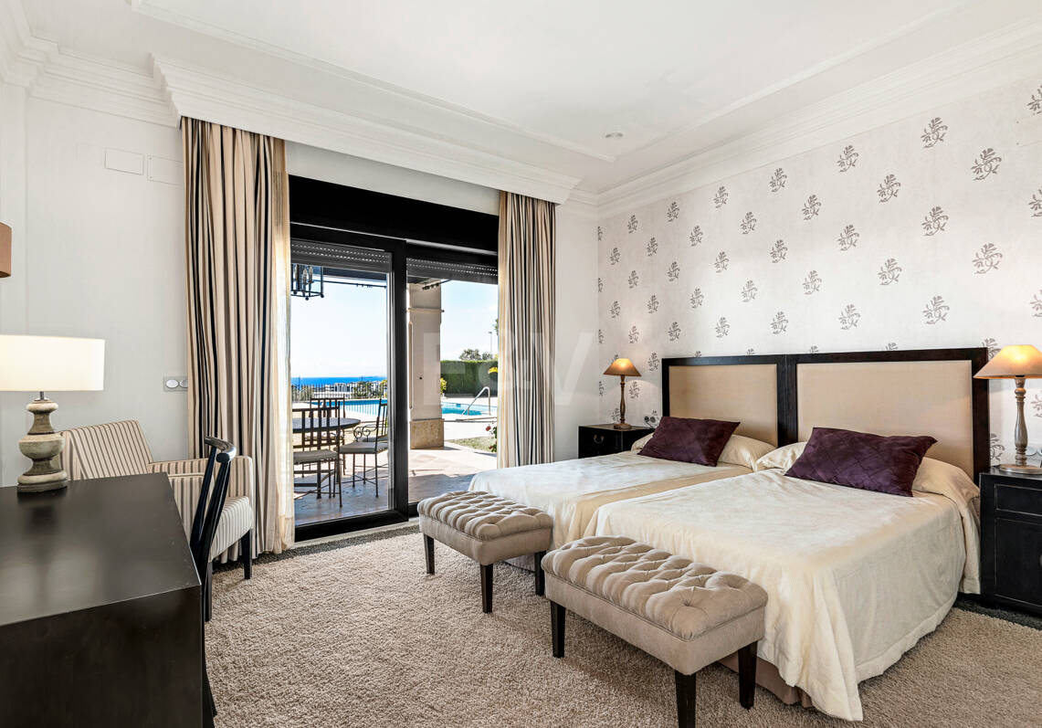Villa de luxe avec vue spectaculaire sur la mer à Santa Clara, Marbella