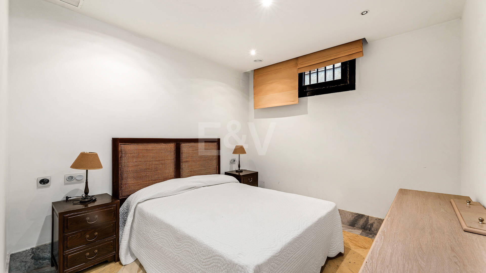 Villa de luxe avec vue spectaculaire sur la mer à Santa Clara, Marbella