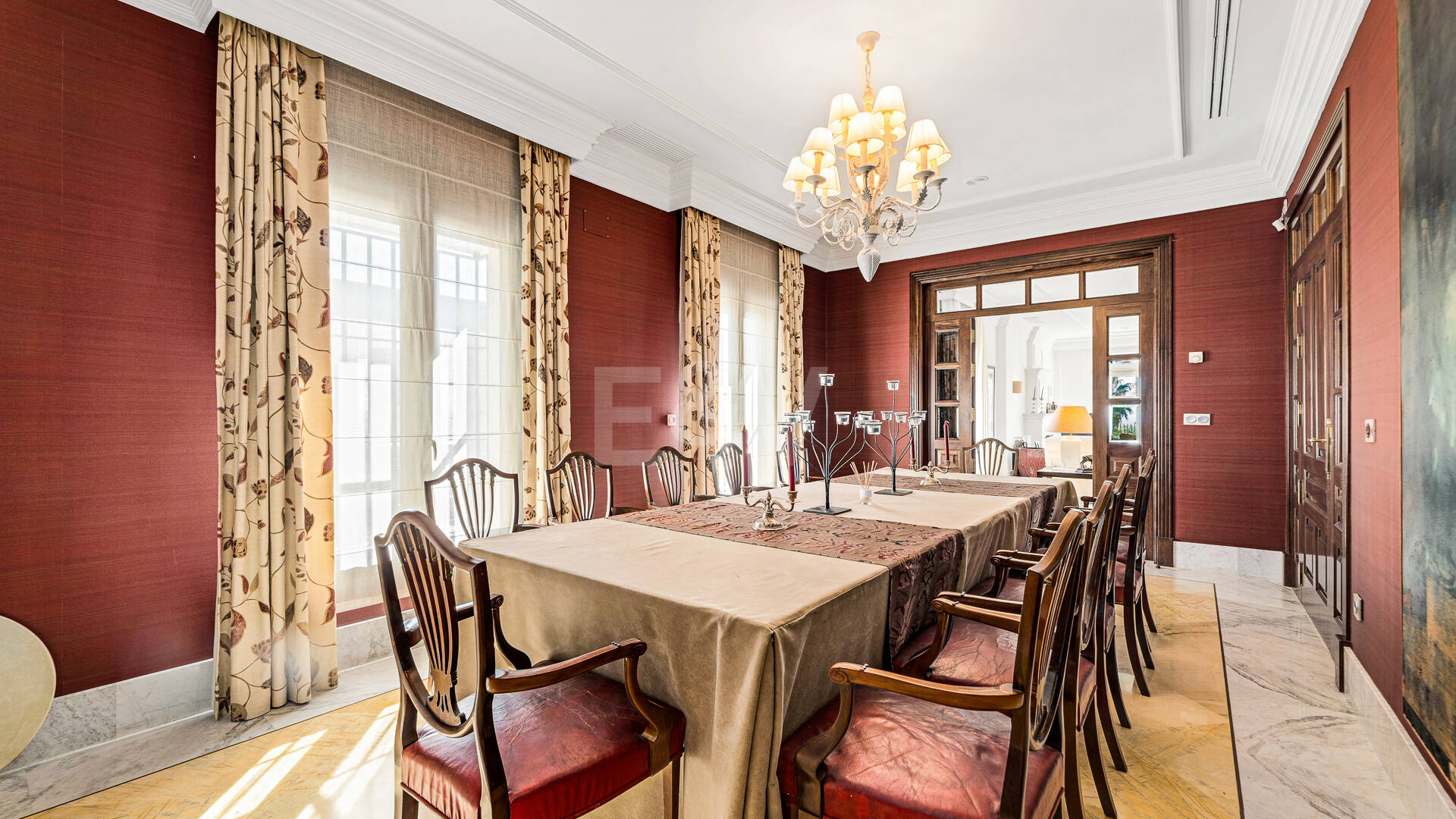 Villa de luxe avec vue spectaculaire sur la mer à Santa Clara, Marbella