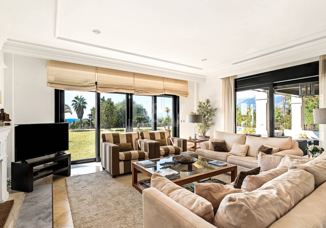 Villa de luxe avec vue spectaculaire sur la mer à Santa Clara, Marbella