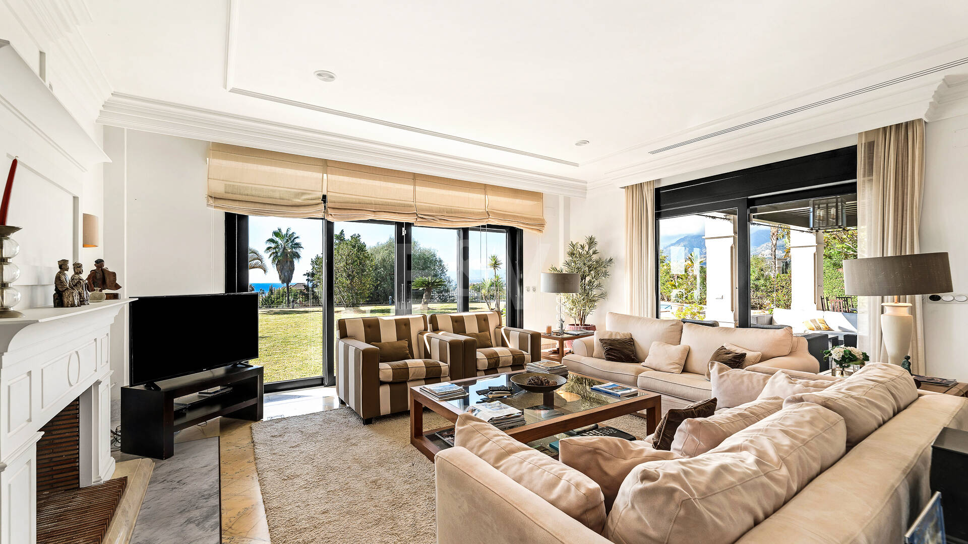 Luxury Villa with Spectacular Sea Views in Santa Clara, Marbella