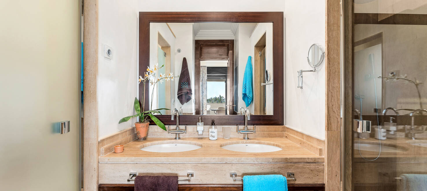 Lyxvilla med spektakulär havsutsikt i Santa Clara, Marbella