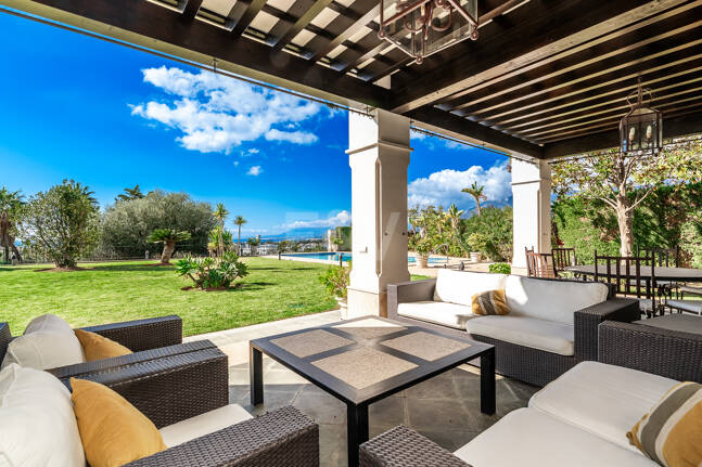 Villa de luxe avec vue spectaculaire sur la mer à Santa Clara, Marbella