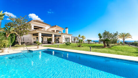 Luxuriöse Villa mit spektakulärem Meerblick in Santa Clara, Marbella