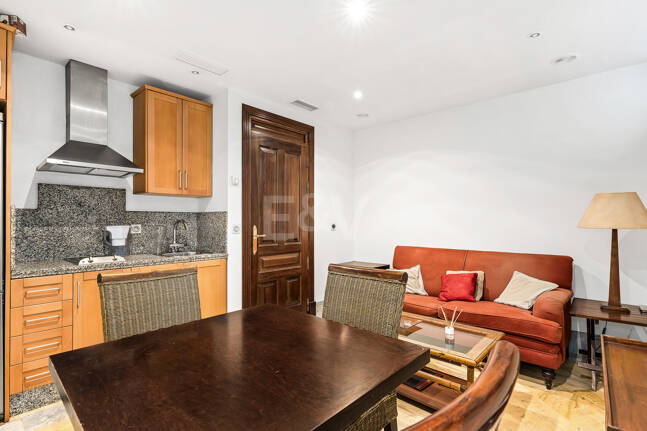 Villa de luxe avec vue spectaculaire sur la mer à Santa Clara, Marbella