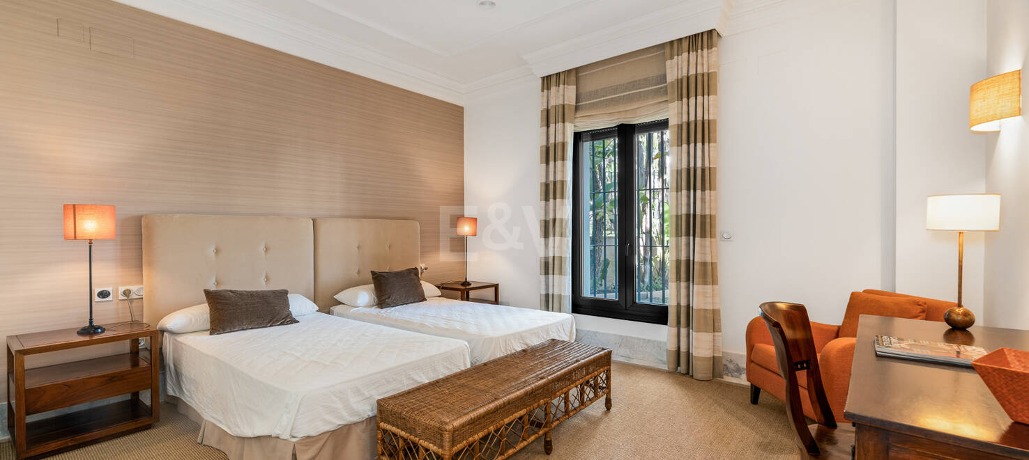 Lyxvilla med spektakulär havsutsikt i Santa Clara, Marbella