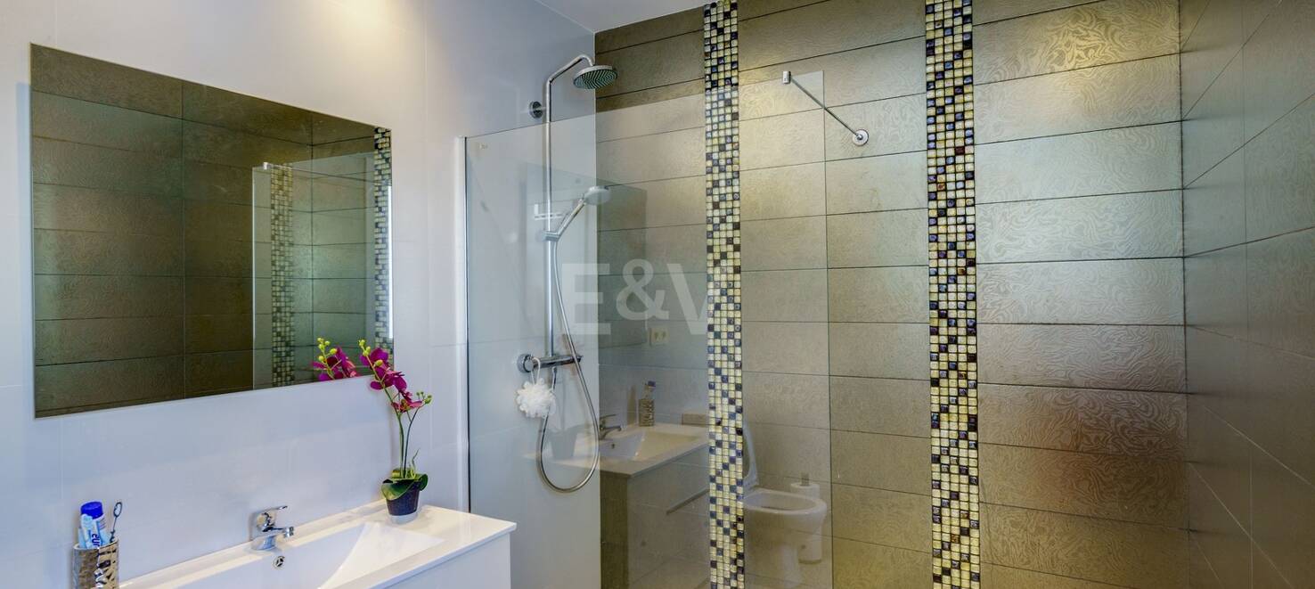 Modern Villa med havsutsikt i El Rosario