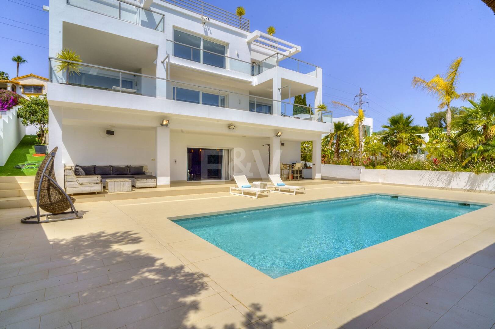 Modern Villa with Sea Views in El Rosario