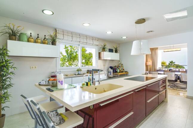 Modern Villa med havsutsikt i El Rosario