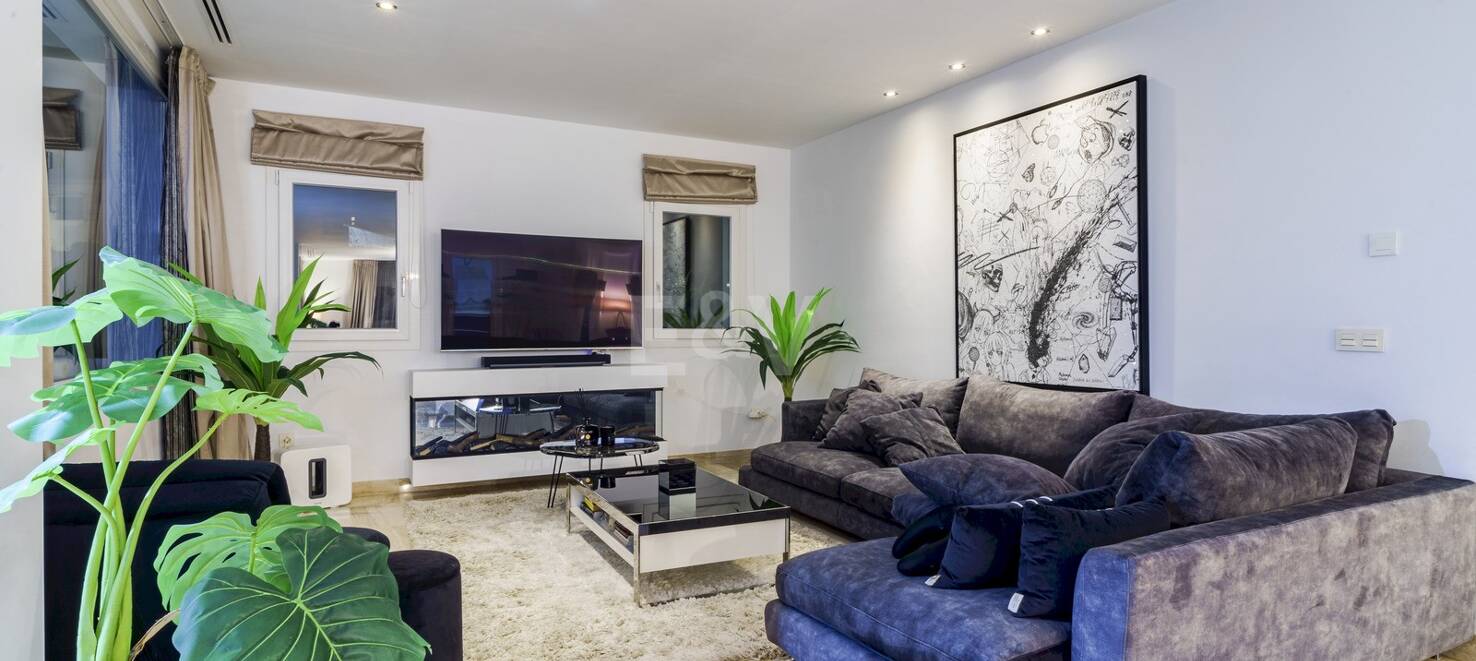 Modern Villa med havsutsikt i El Rosario