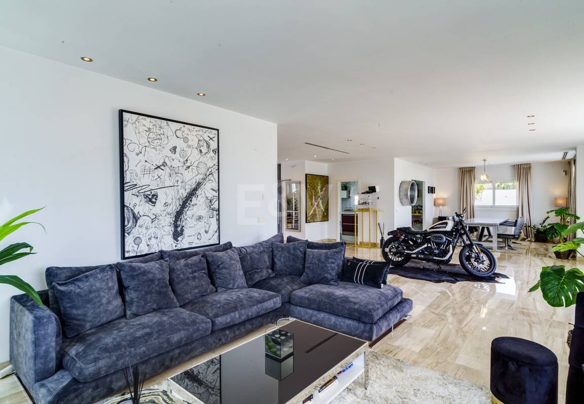 Modern Villa med havsutsikt i El Rosario