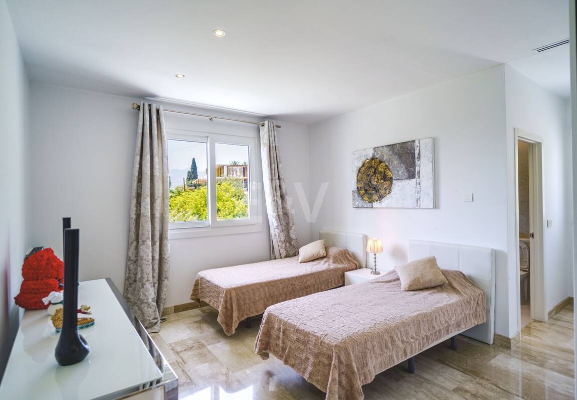 Modern Villa med havsutsikt i El Rosario