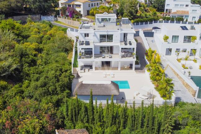 Modern Villa med havsutsikt i El Rosario