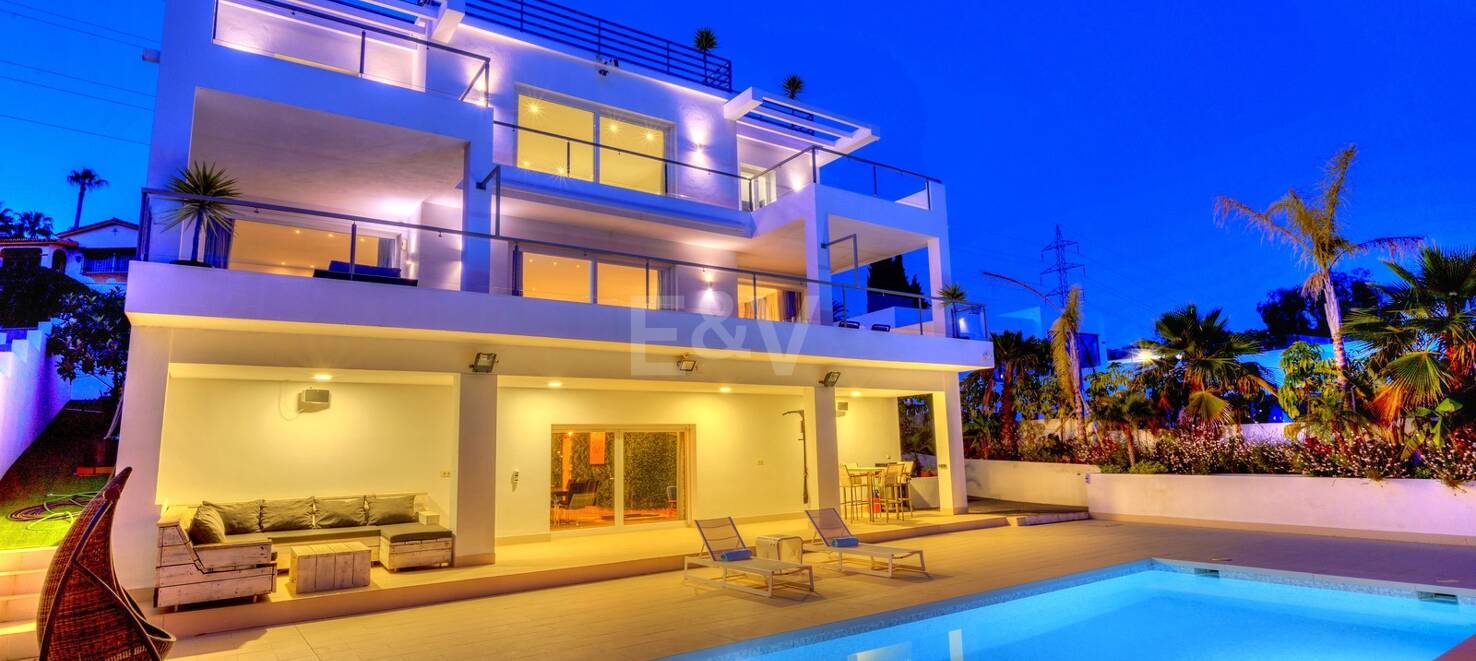 Modern Villa med havsutsikt i El Rosario