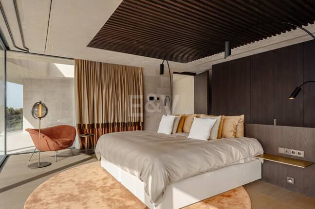 Spectacular villa with panoramic sea views in Monte Mayor