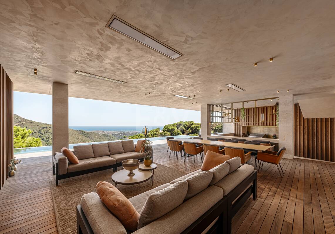 Spektakulär villa med panoramautsikt över havet i Monte Mayor
