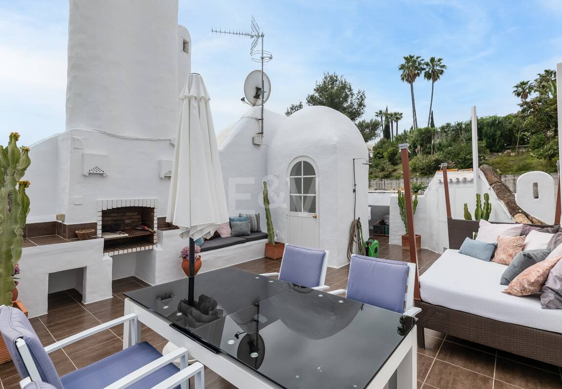 Casa adosada en Las Lomas de Marbella Club: una oportunidad única para vivir con sofisticación