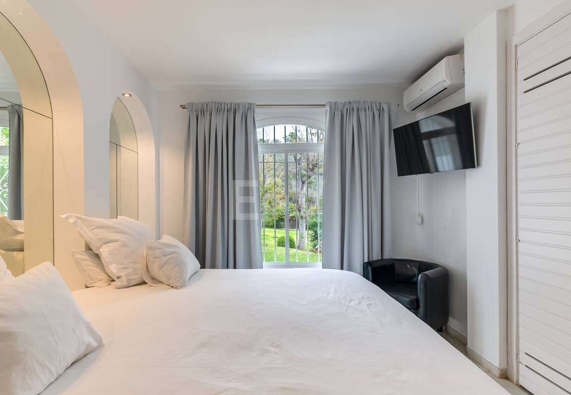 Casa adosada en Las Lomas de Marbella Club: una oportunidad única para vivir con sofisticación
