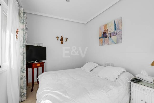 Large Andalusian villa with sea view in Paraiso Alto