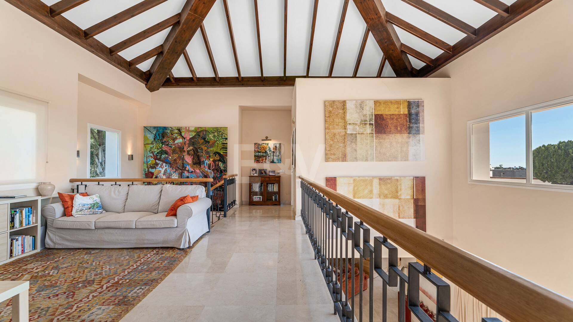 Large Andalusian villa with sea view in Paraiso Alto