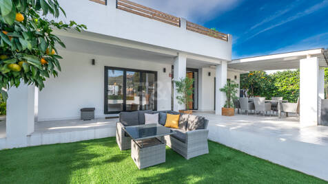 Villa moderne bien prix dans la zone résidentielle demandée