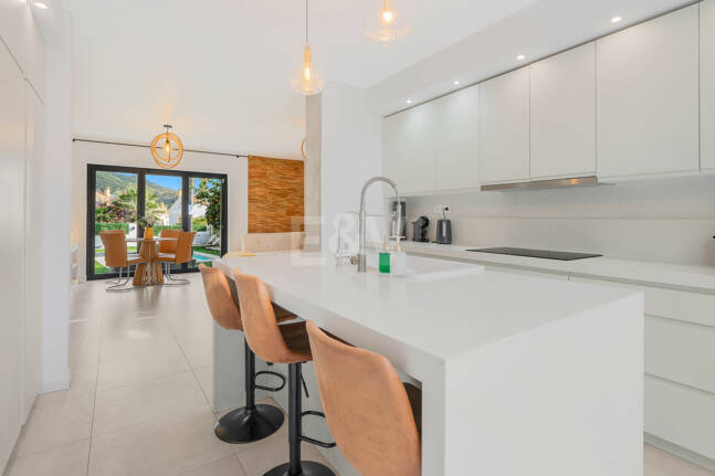 Well Priced Modern Villa in Demanded Residential Area