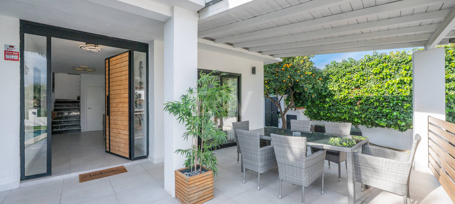Elegante vivienda en Marbella con vistas al mar
