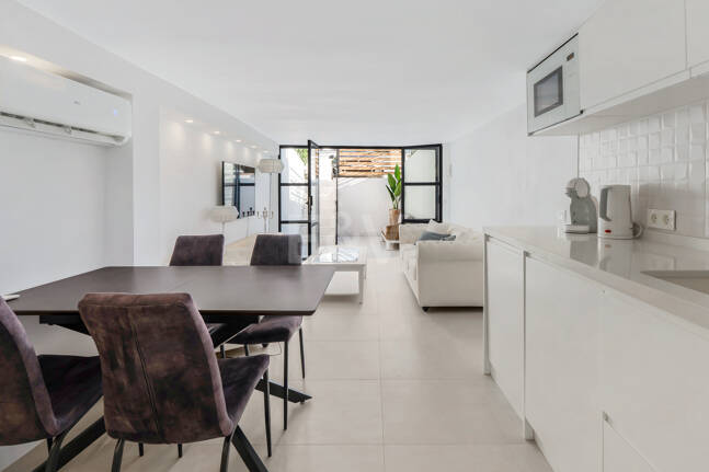 Well Priced Modern Villa in Demanded Residential Area