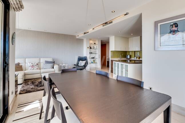 Renoverad Penthouse med spektakulär Öppna havet Visa i Altos de los Monteros