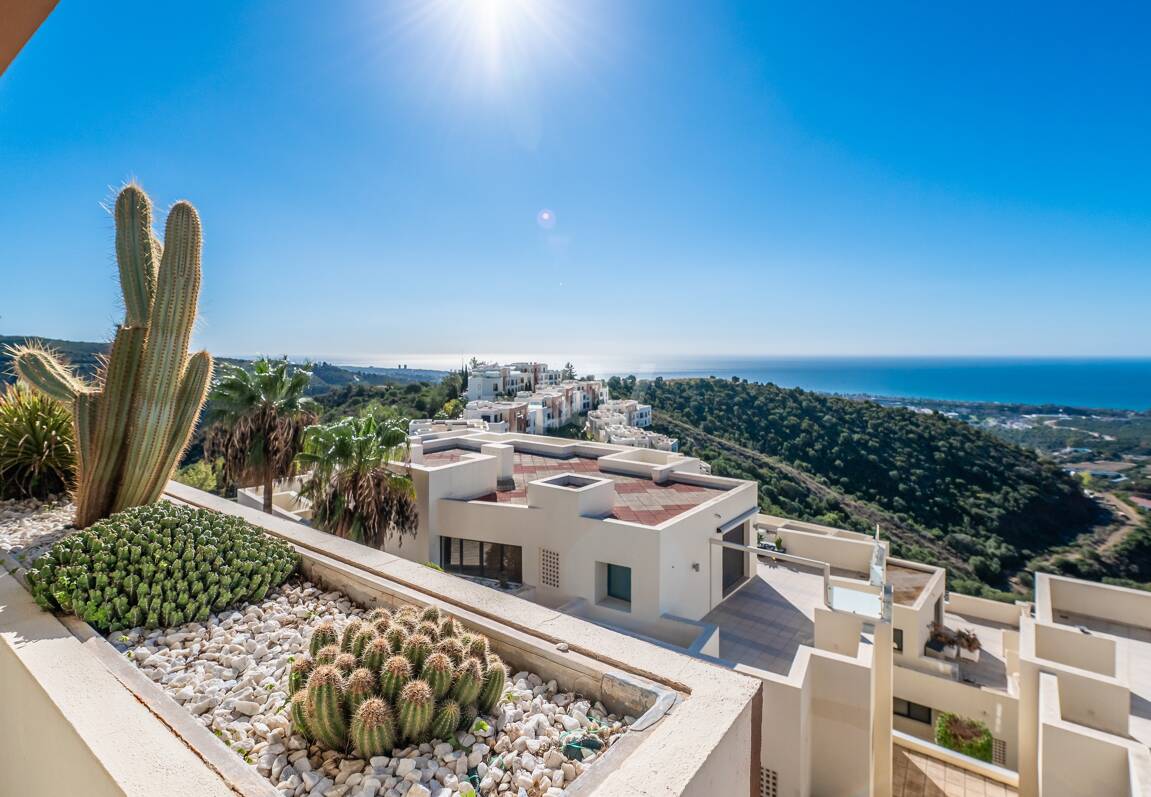 Renoverad Penthouse med spektakulär Öppna havet Visa i Altos de los Monteros