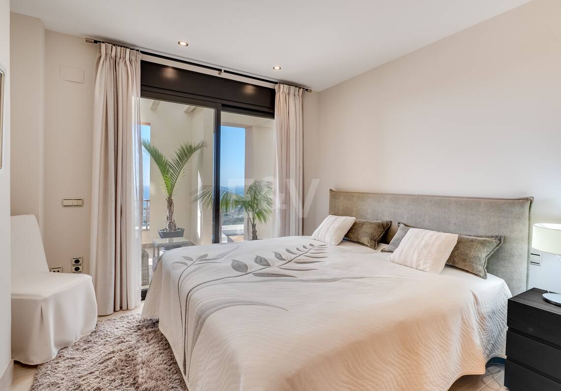 Przebudowany Penthouse ze Spectacular Morze otwarte Widok w Altos de los Monteros