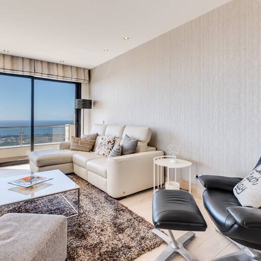 Renoverad Penthouse med spektakulär Öppna havet Visa i Altos de los Monteros