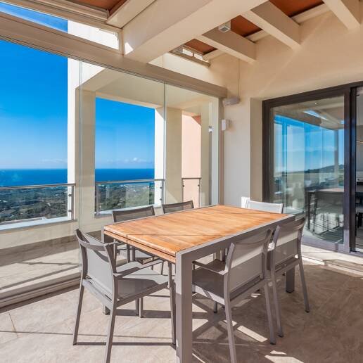 Renoverad Penthouse med spektakulär Öppna havet Visa i Altos de los Monteros