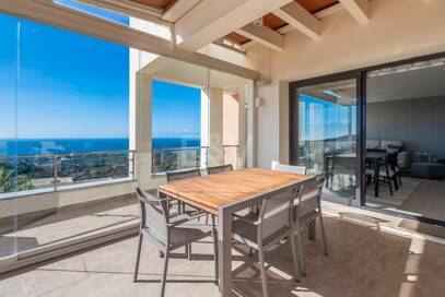 Renoverad Penthouse med spektakulär Öppna havet Visa i Altos de los Monteros