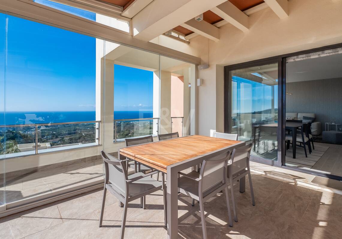 Przebudowany Penthouse ze Spectacular Morze otwarte Widok w Altos de los Monteros