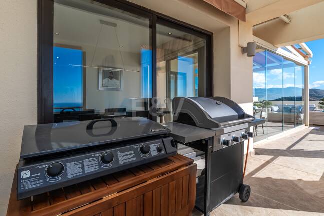 Renoverad Penthouse med spektakulär Öppna havet Visa i Altos de los Monteros