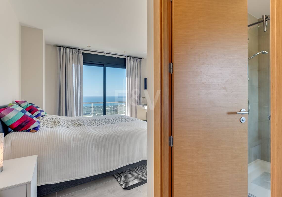 Przebudowany Penthouse ze Spectacular Morze otwarte Widok w Altos de los Monteros