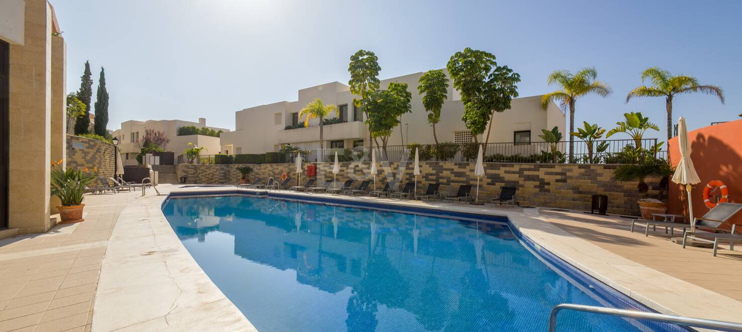 Renoverad Penthouse med spektakulär Öppna havet Visa i Altos de los Monteros