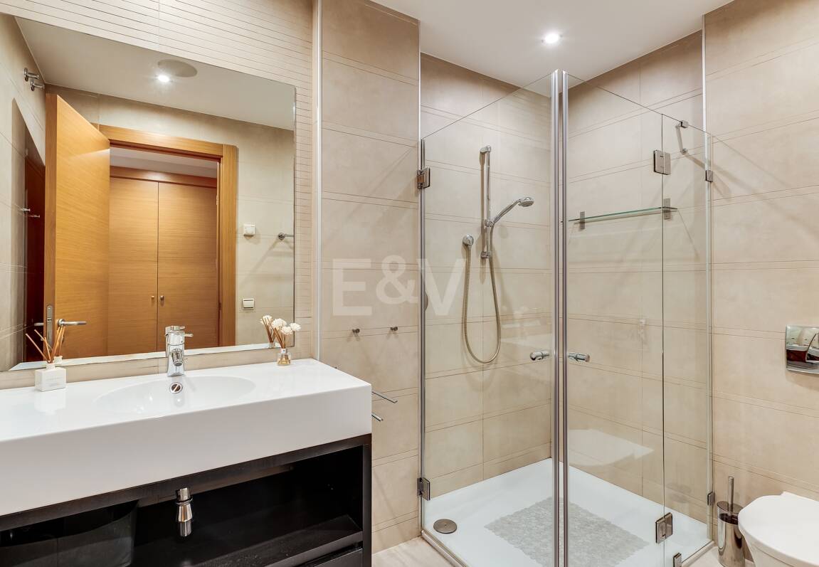 Renoverad Penthouse med spektakulär Öppna havet Visa i Altos de los Monteros