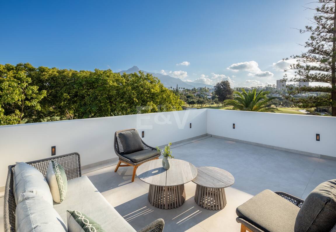 Lyx modern design Villa Frontline Golf i Las Brisas