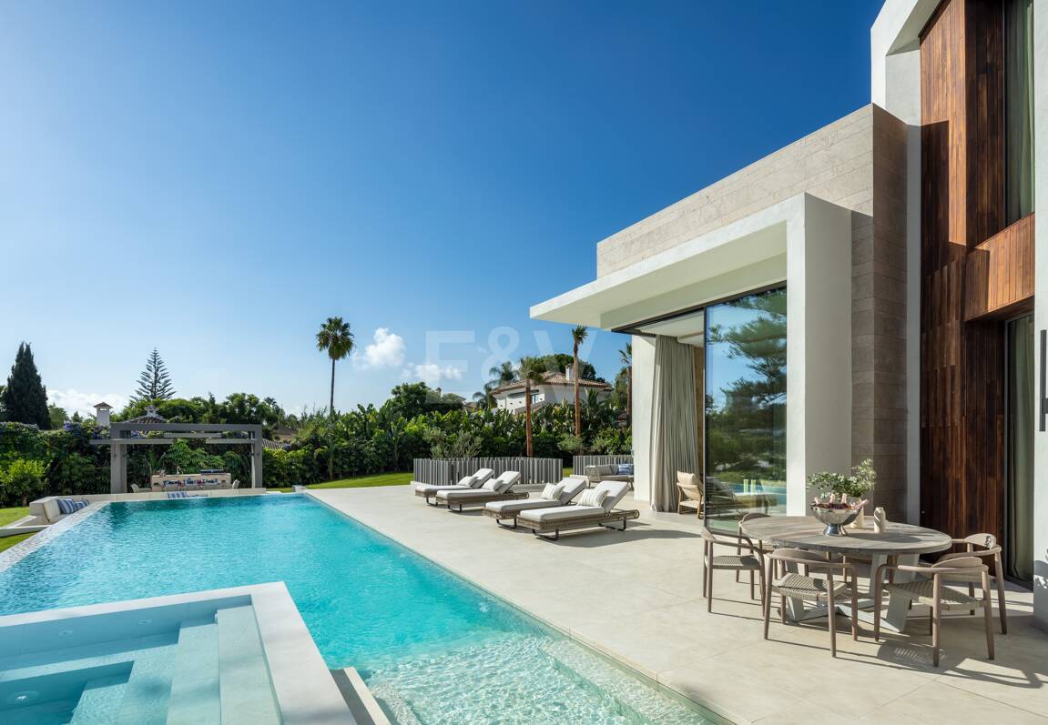 Lyx modern design Villa Frontline Golf i Las Brisas