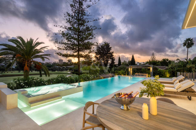 Lyx modern design Villa Frontline Golf i Las Brisas