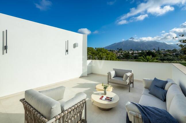 Lyx modern design Villa Frontline Golf i Las Brisas