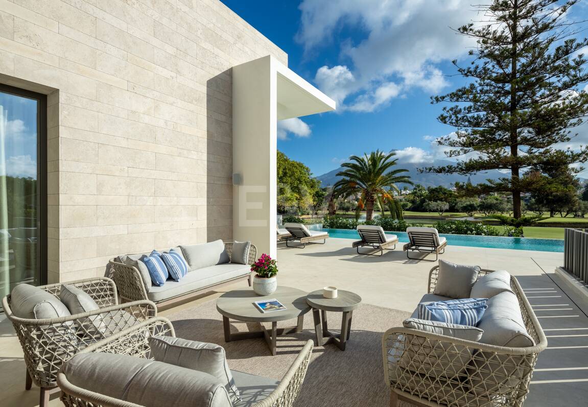 Lyx modern design Villa Frontline Golf i Las Brisas