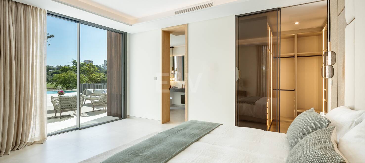 Lyx modern design Villa Frontline Golf i Las Brisas
