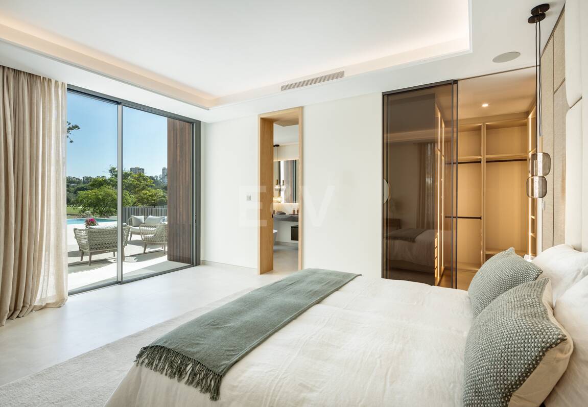 Lyx modern design Villa Frontline Golf i Las Brisas