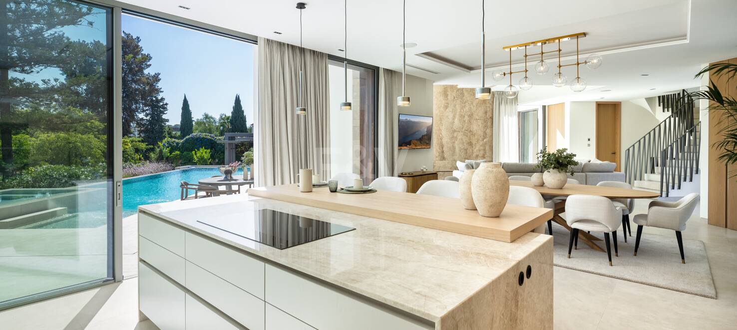 Lyx modern design Villa Frontline Golf i Las Brisas