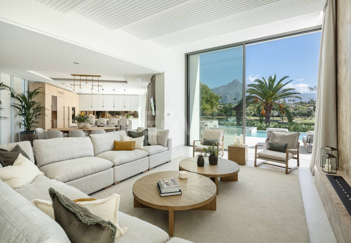 Lyx modern design Villa Frontline Golf i Las Brisas